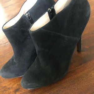 Enzo Angiolini black suede bootie size 10